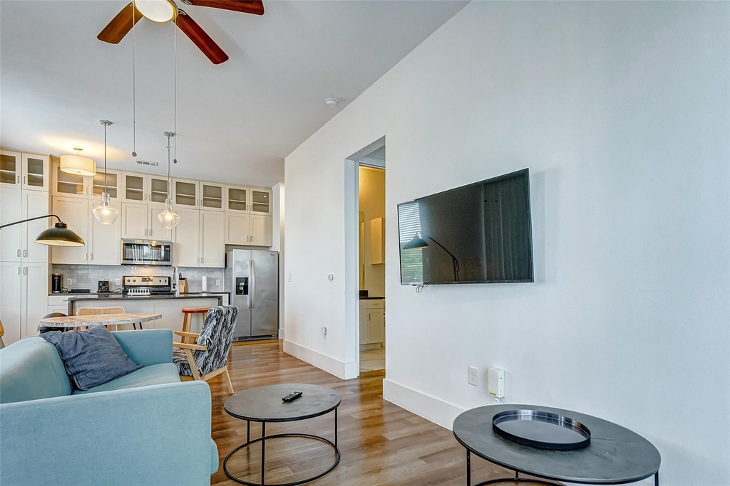 1508 Blodgett Street - Photo 4