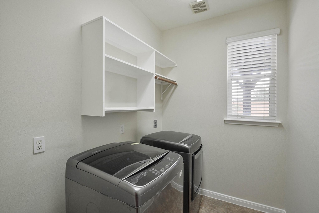 15707 Sandisfield Lane - Photo 15
