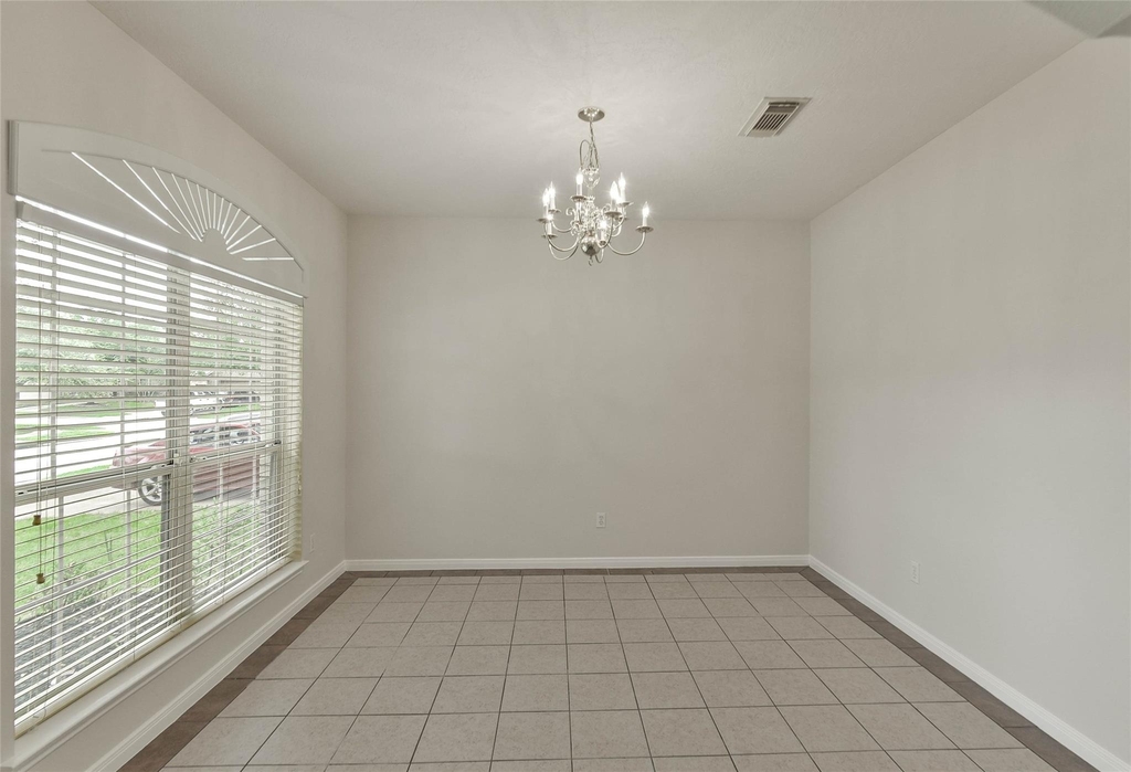 15707 Sandisfield Lane - Photo 4
