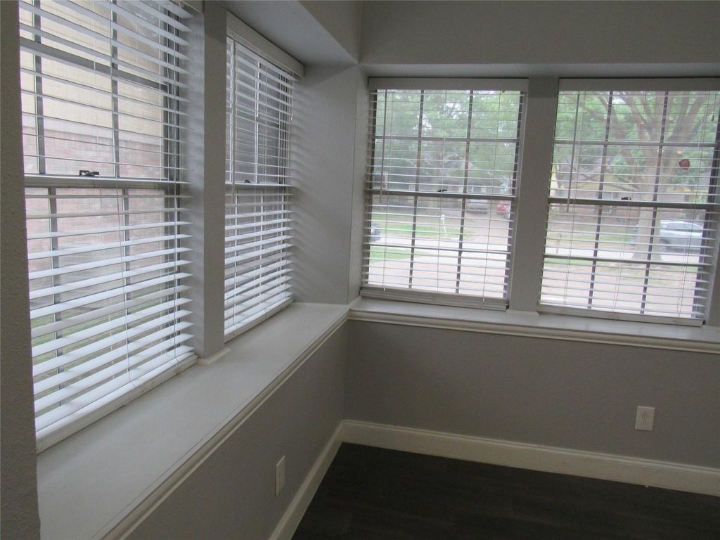 22710 Leedstown Lane - Photo 4