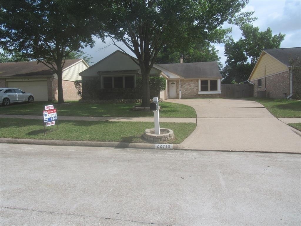 22710 Leedstown Lane - Photo 1