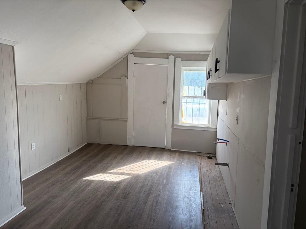 931 9th Avenue - Photo 6