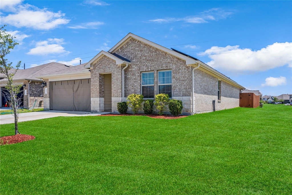 22627 Petrizzi Lane - Photo 1