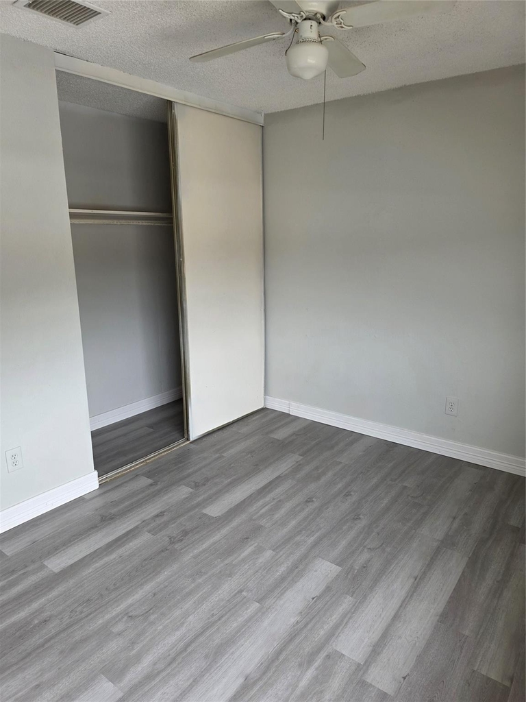 10343 Huntington Place Drive - Photo 6
