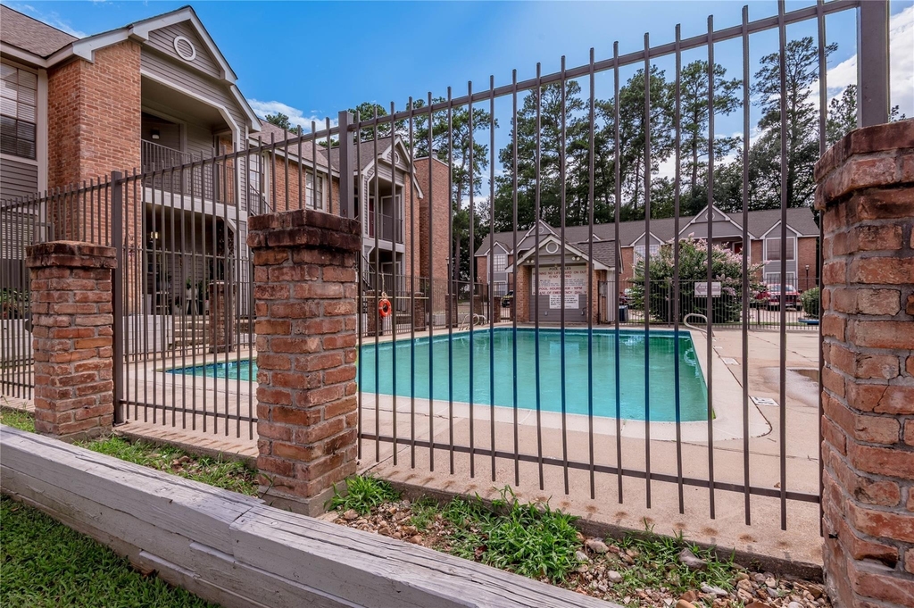 2402 Sycamore Avenue - Photo 25