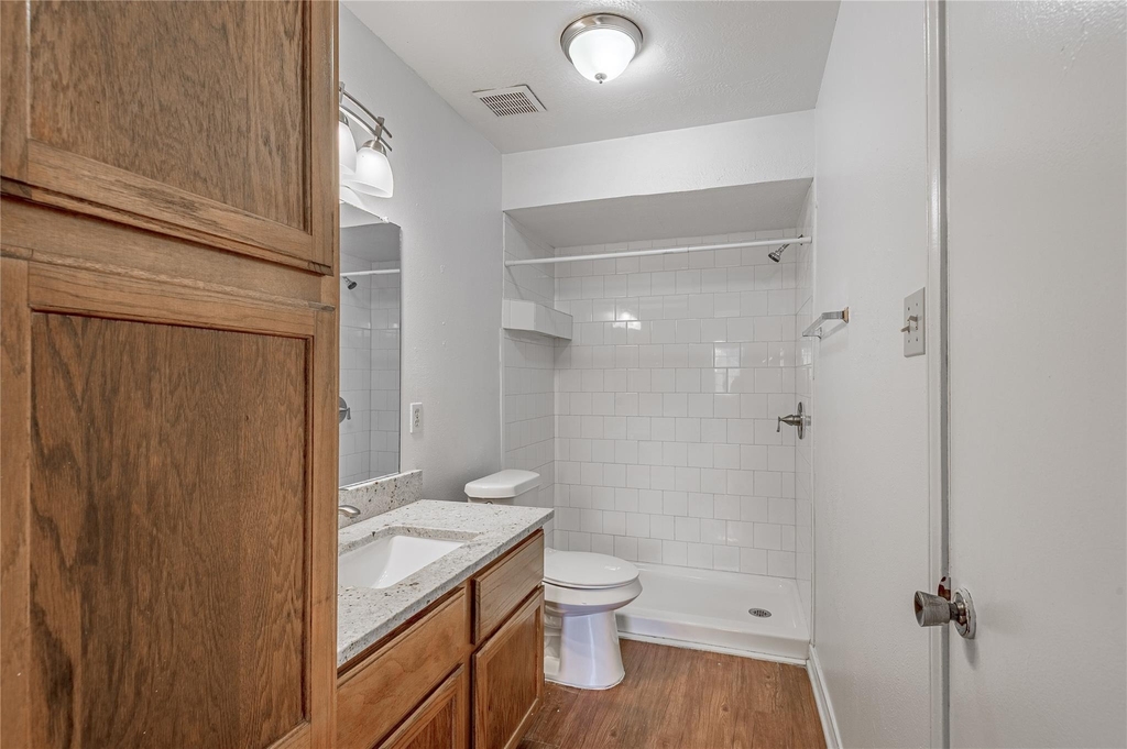2402 Sycamore Avenue - Photo 21
