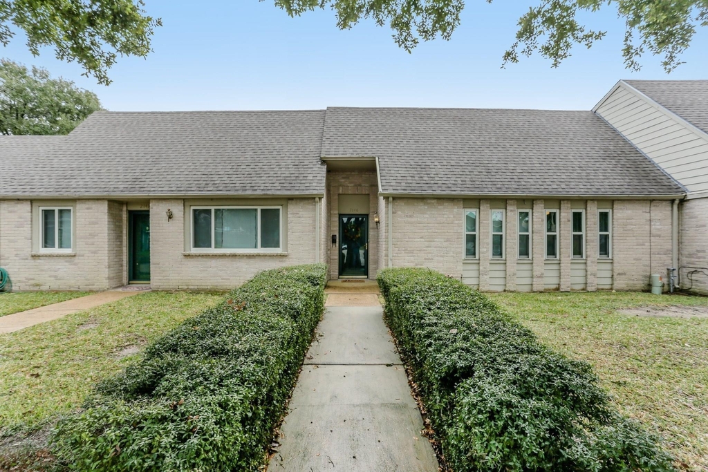 2146 Greenbriar Colony Drive - Photo 0