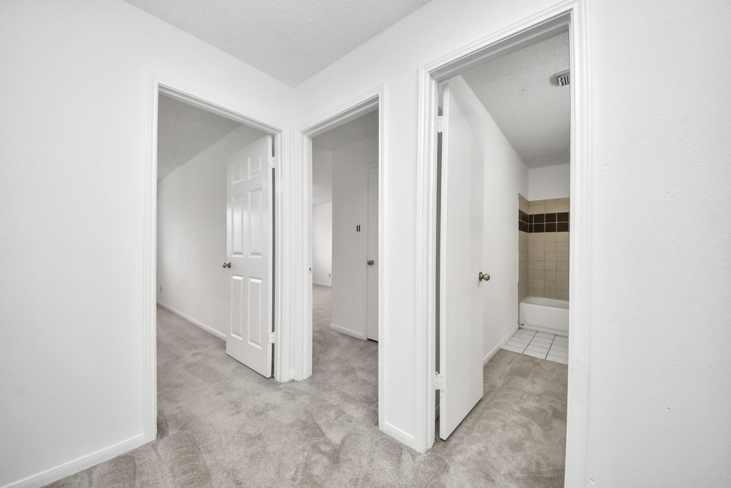 15534 Weldon Drive - Photo 37