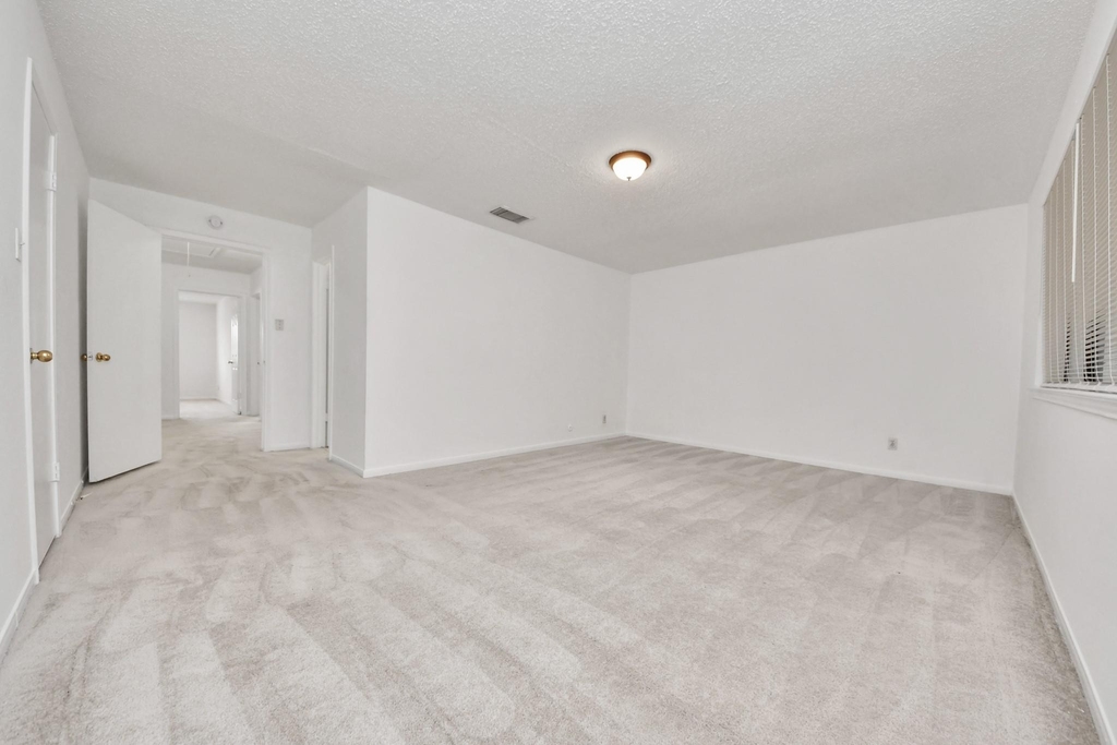 15534 Weldon Drive - Photo 23