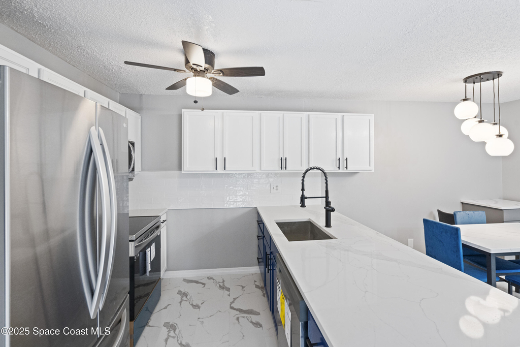 3263 Sand Court - Photo 1