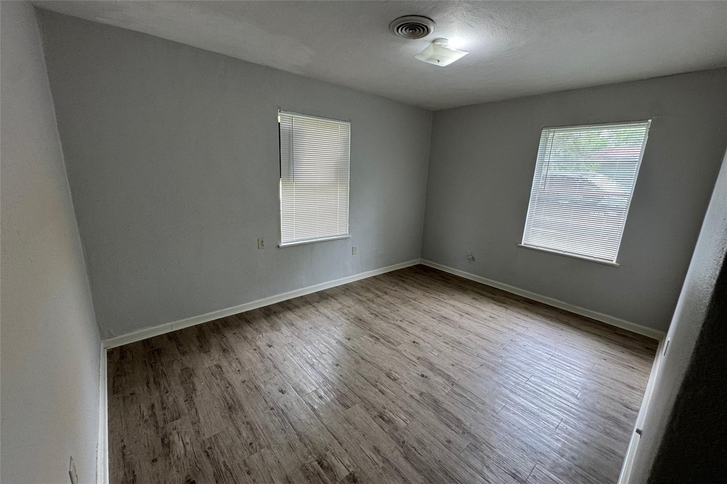 5122 Windemere Street - Photo 5