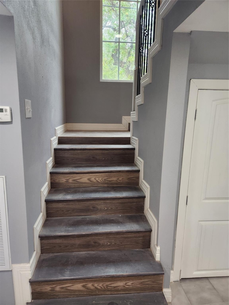 1311 Carlisle Street - Photo 3