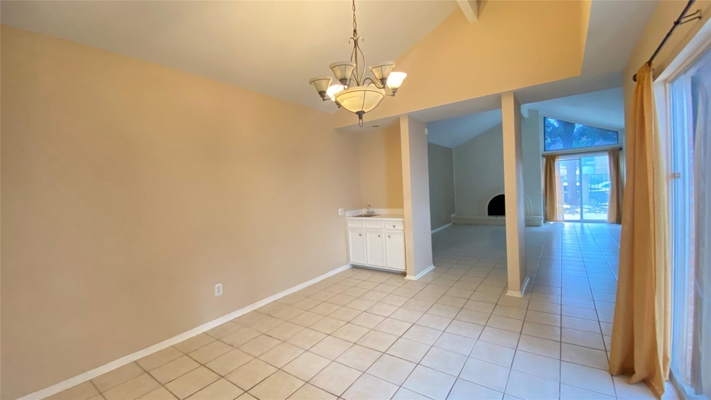 4714 N Cashel Circle - Photo 3