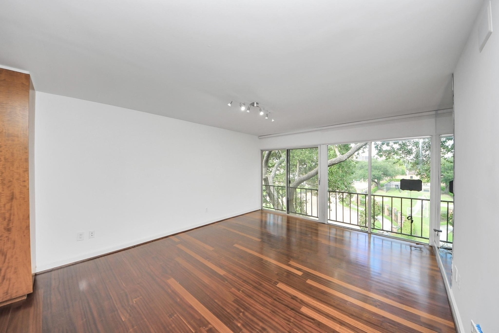 5050 Ambassador Way - Photo 20