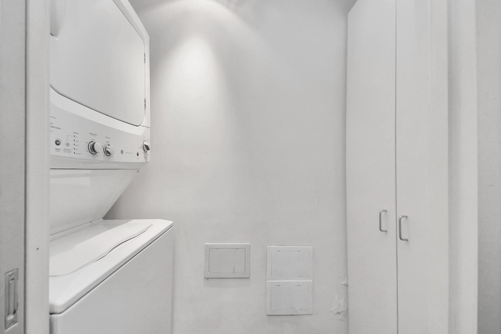 5050 Ambassador Way - Photo 30