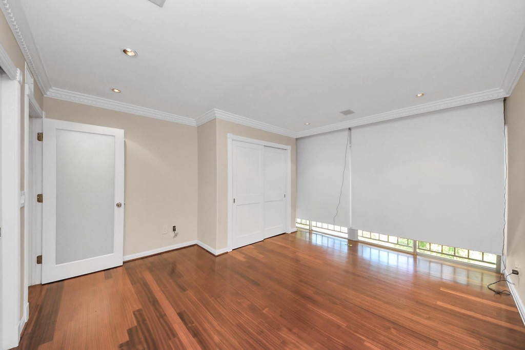 5050 Ambassador Way - Photo 2