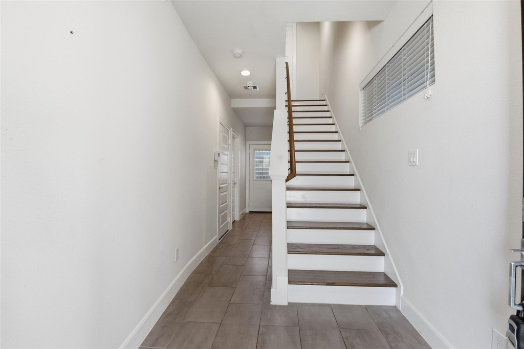 3024 Charline Avenue - Photo 5