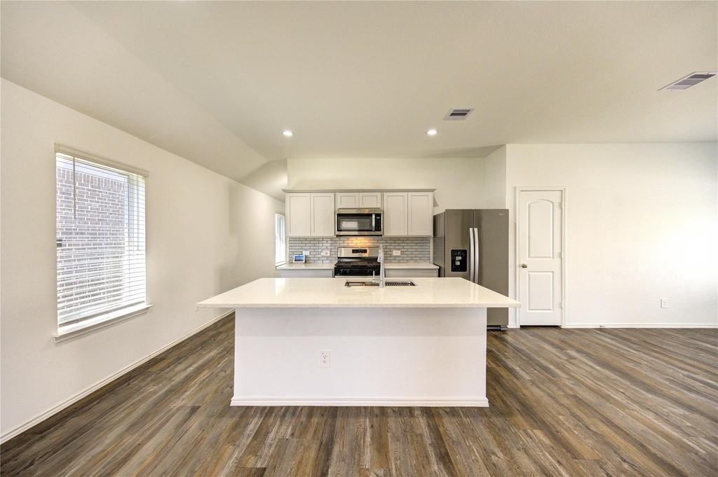5406 Castlebury Meadows Drive - Photo 7