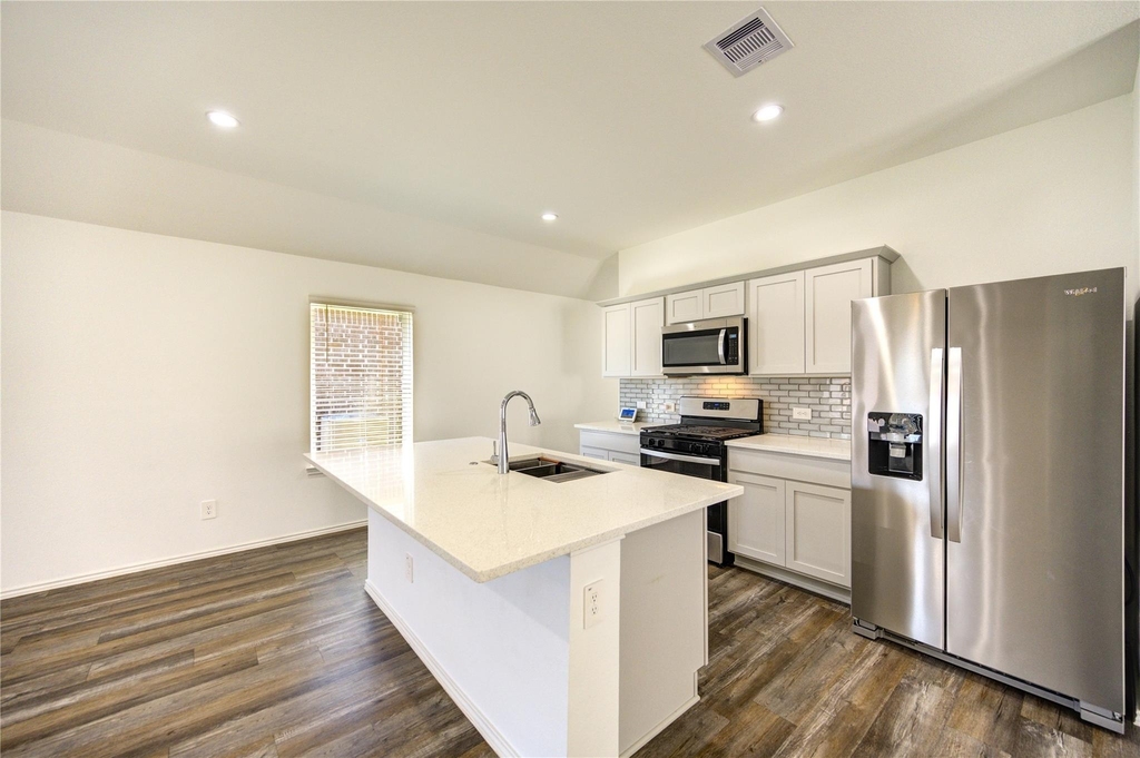 5406 Castlebury Meadows Drive - Photo 9
