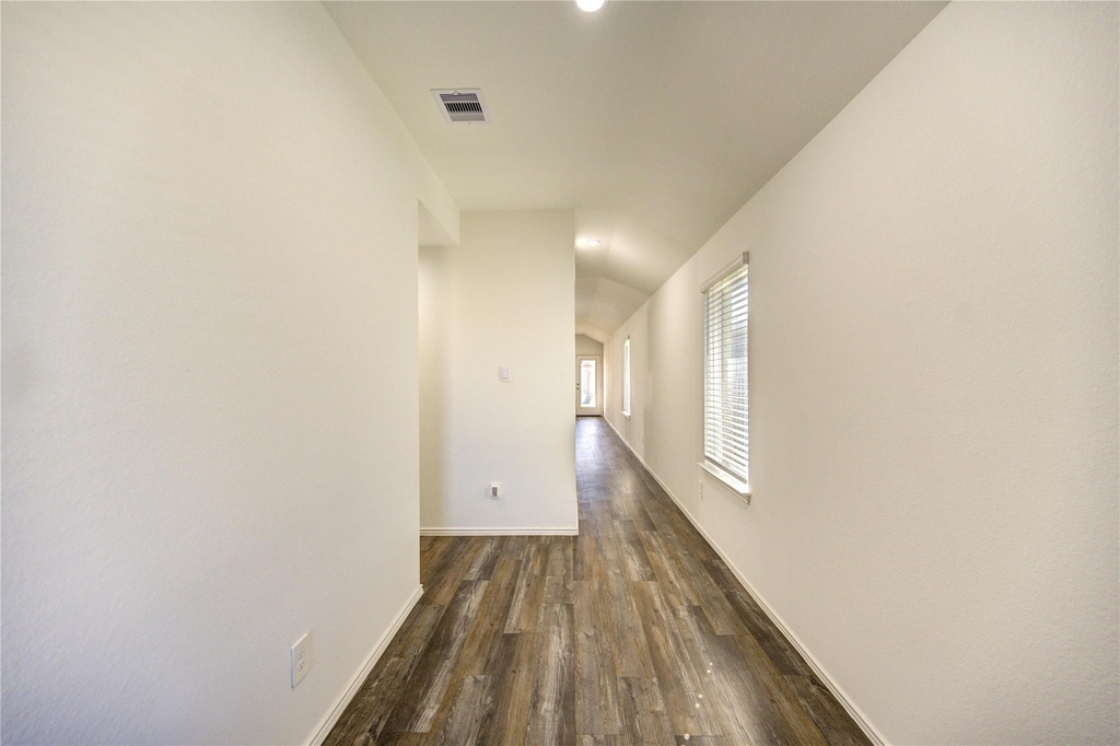 5406 Castlebury Meadows Drive - Photo 3