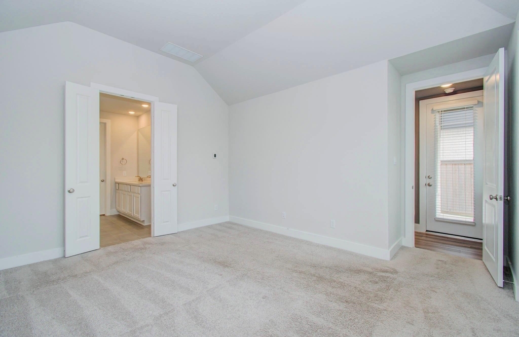 14910 Mossycup Spur Way - Photo 19