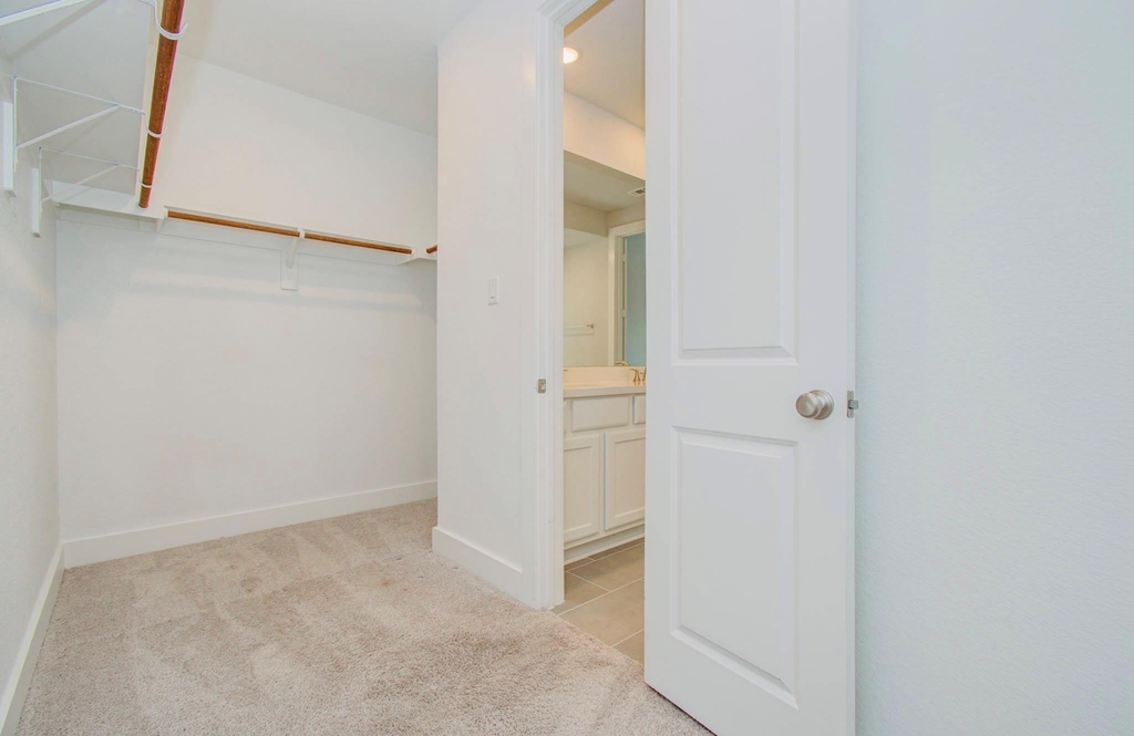 14910 Mossycup Spur Way - Photo 25