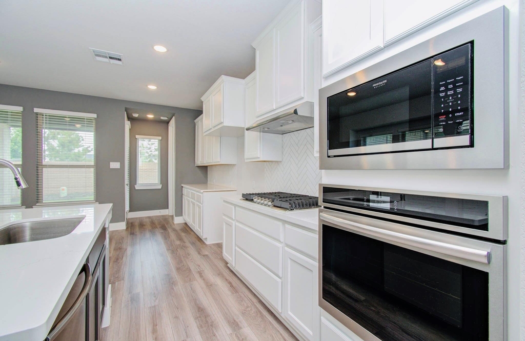 14910 Mossycup Spur Way - Photo 15