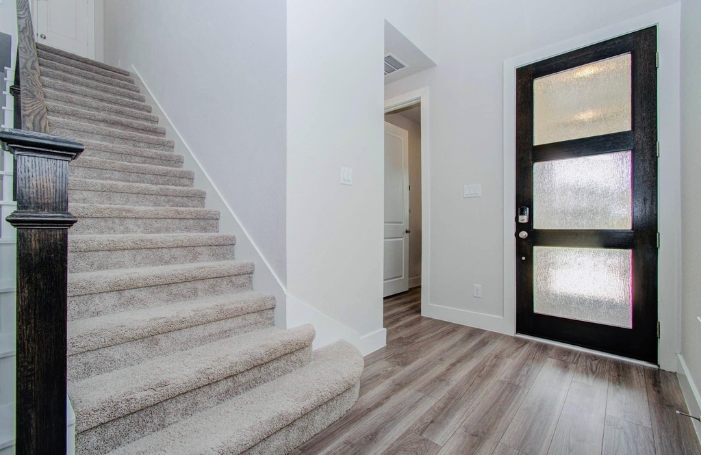 14910 Mossycup Spur Way - Photo 4