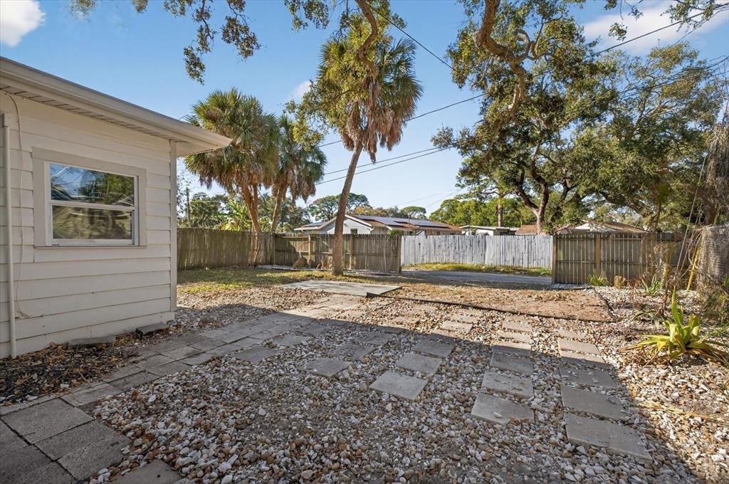 773 W Harbor Drive S - Photo 3