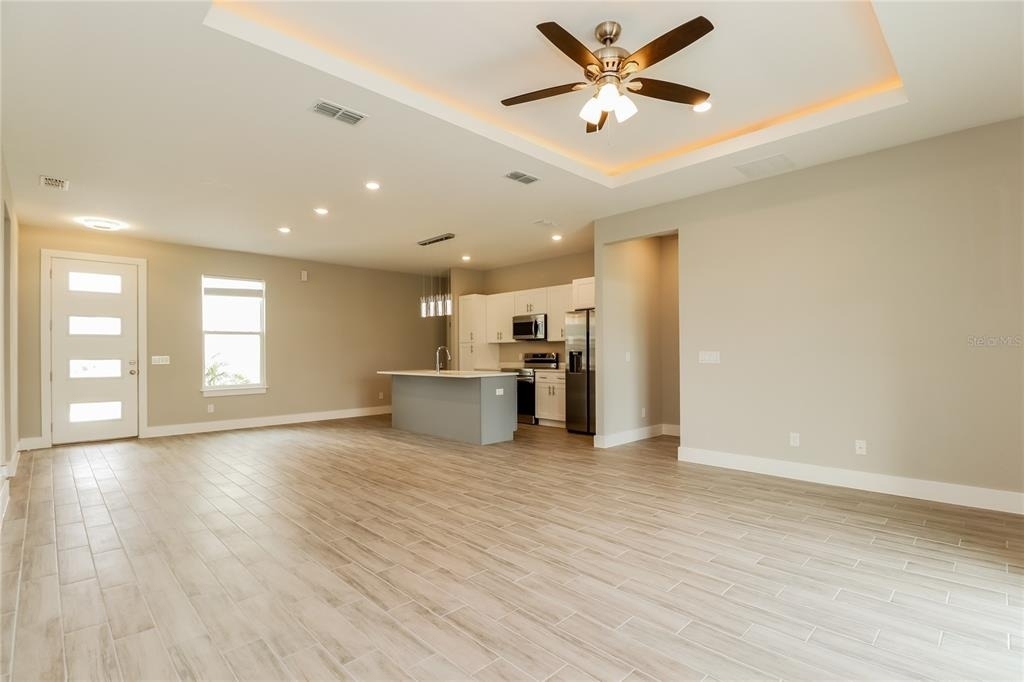260 Gladiola Court - Photo 1