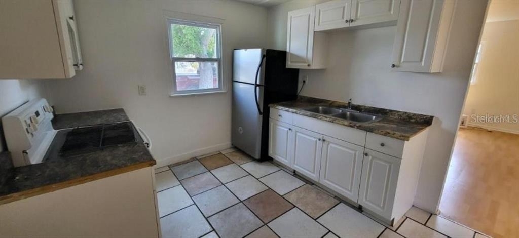 912 Engman Street - Photo 4