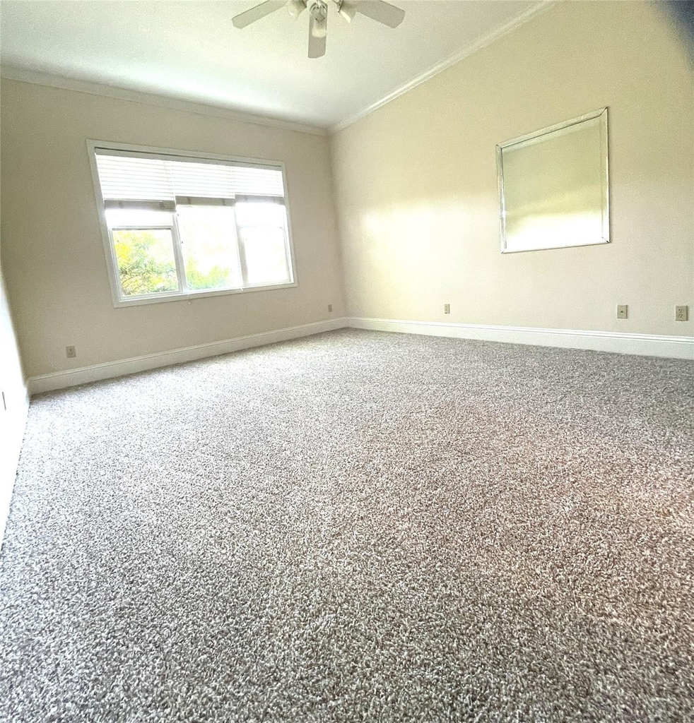 28 Waters Edge Street - Photo 9