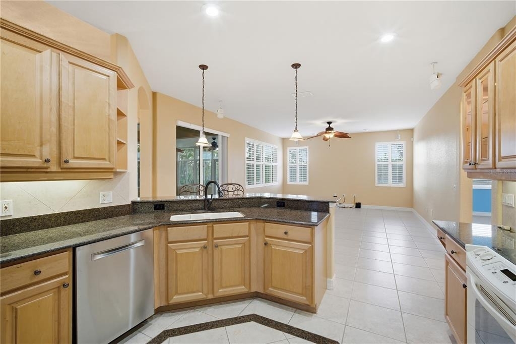 718 Bunker View Drive - Photo 10