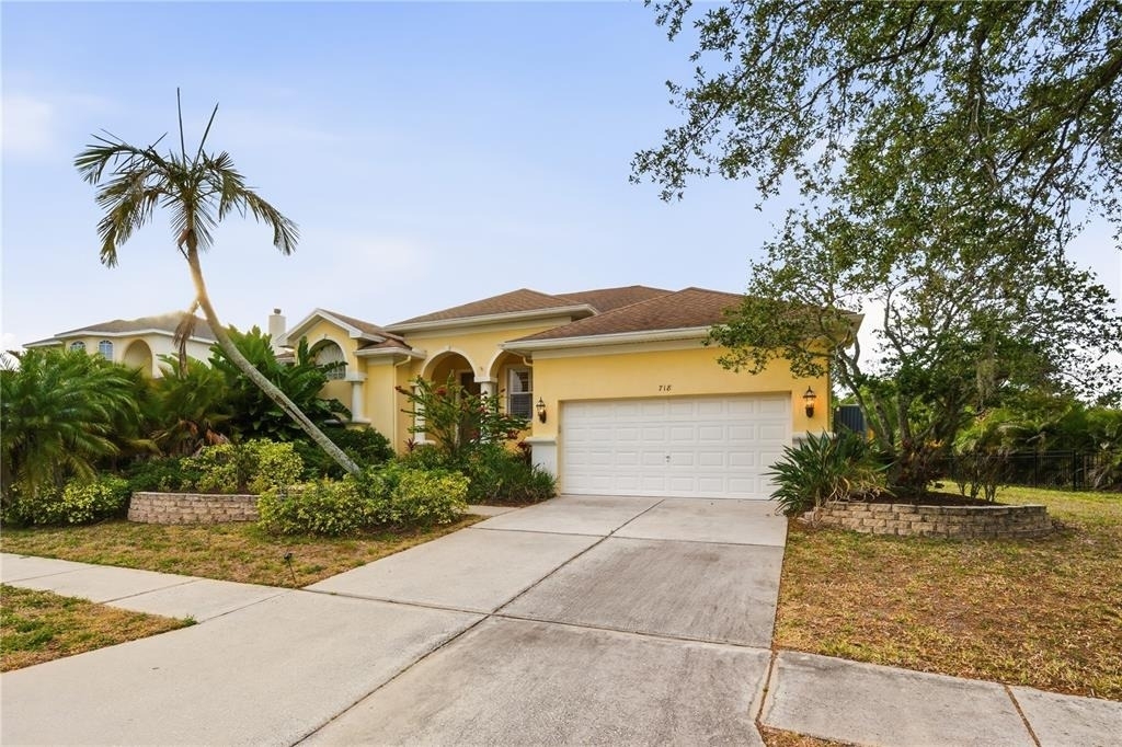718 Bunker View Drive - Photo 2