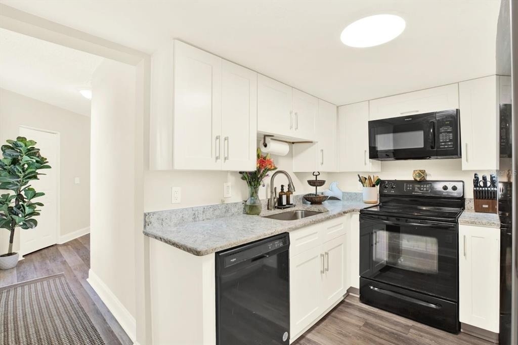 1707 E New Orleans Avenue - Photo 6