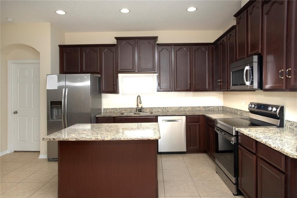 1319 Rowantree Drive - Photo 8