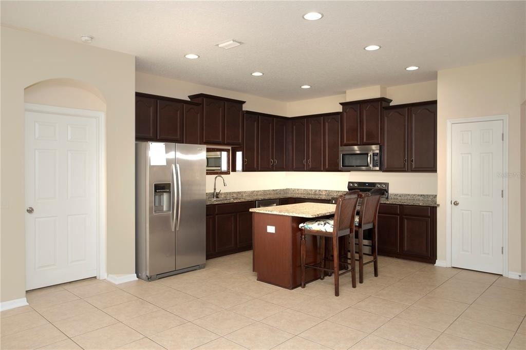 1319 Rowantree Drive - Photo 7