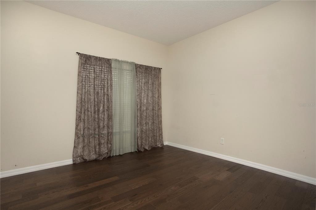 1319 Rowantree Drive - Photo 19