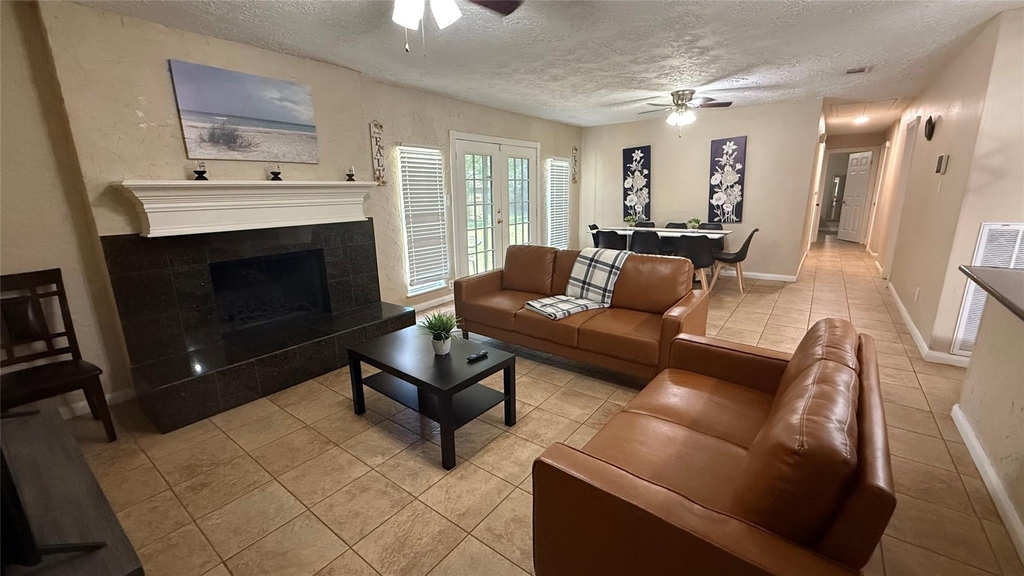 14102 Sylvia Drive - Photo 3