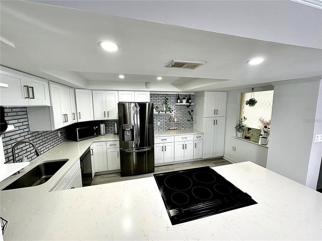 4908 38th Way S - Photo 4