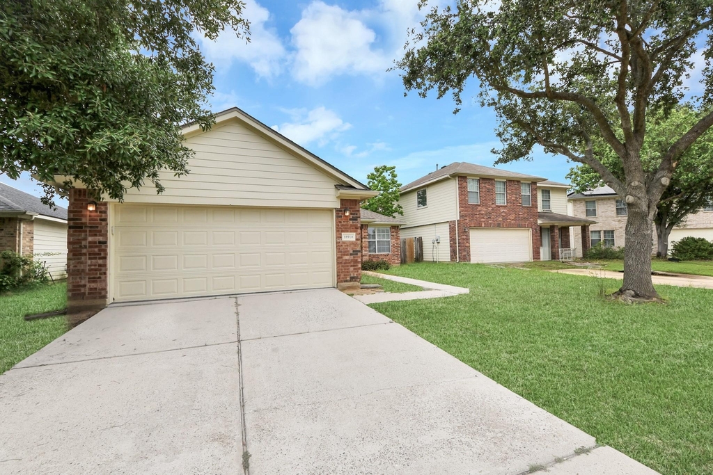 18910 Bonners Park Circle - Photo 3