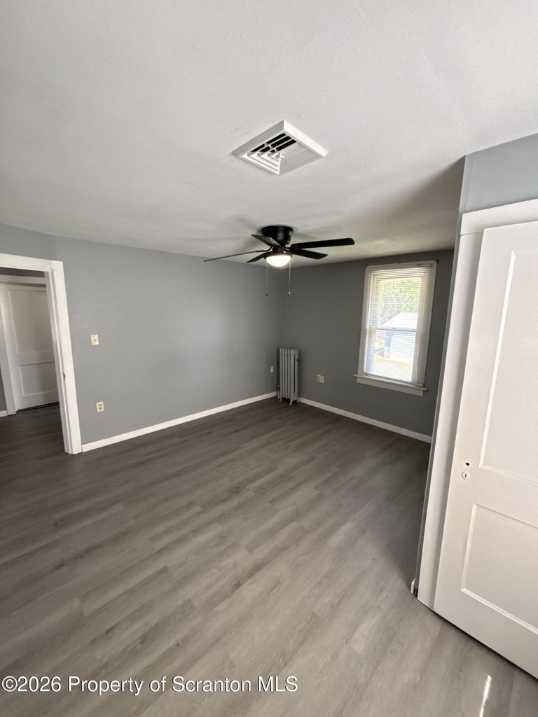 1418 Grove Street - Photo 8