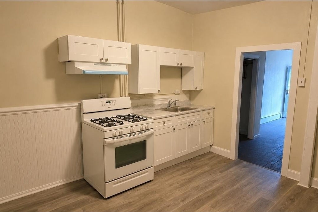 205 Front Street - Photo 5