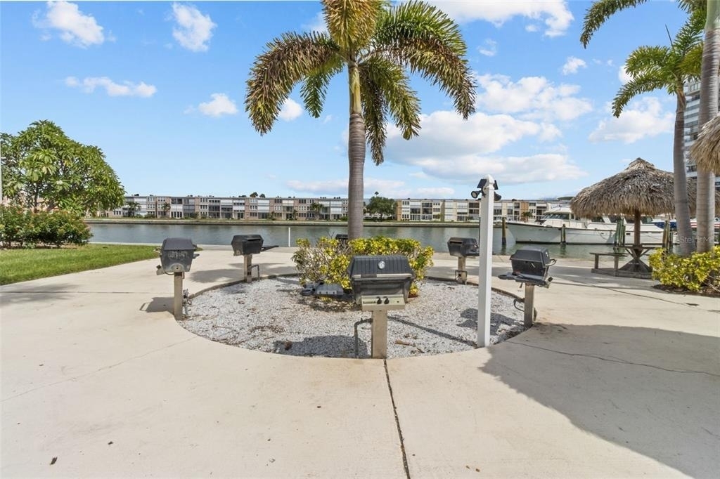 7400 Sun Island Drive S - Photo 39