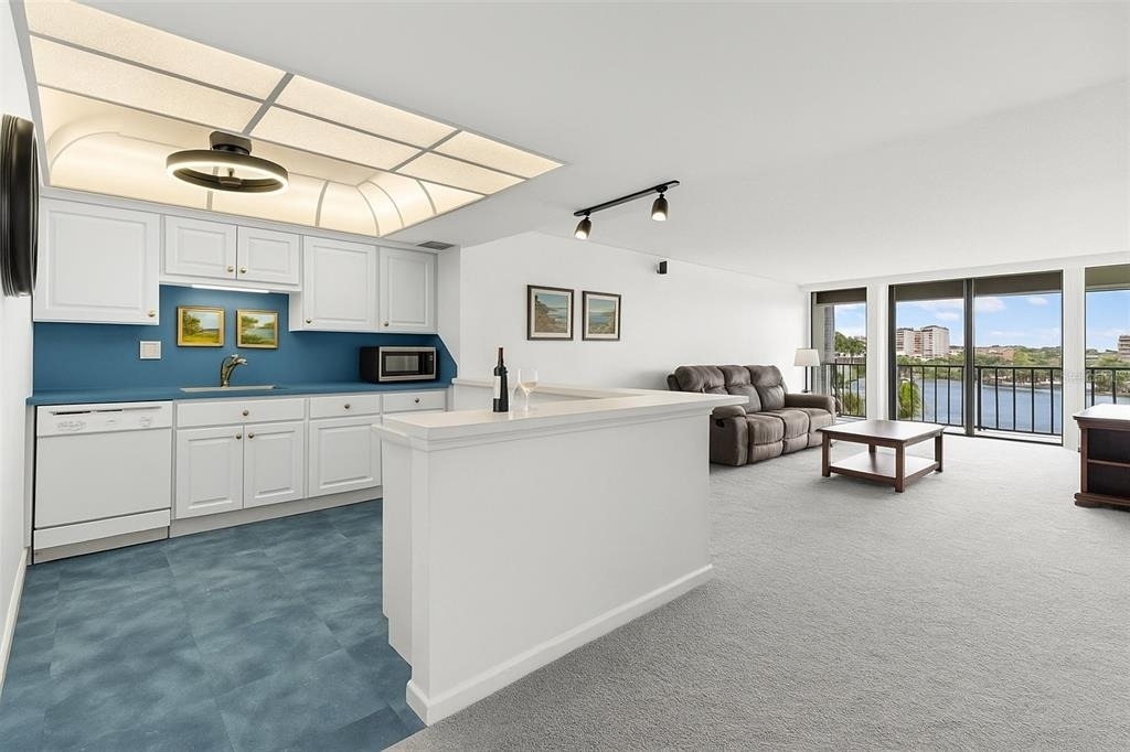 7400 Sun Island Drive S - Photo 8