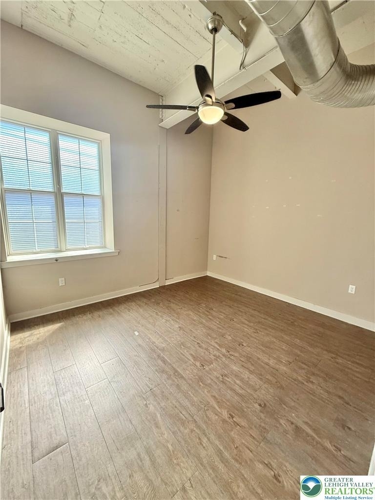 124 W Union Boulevard - Photo 4