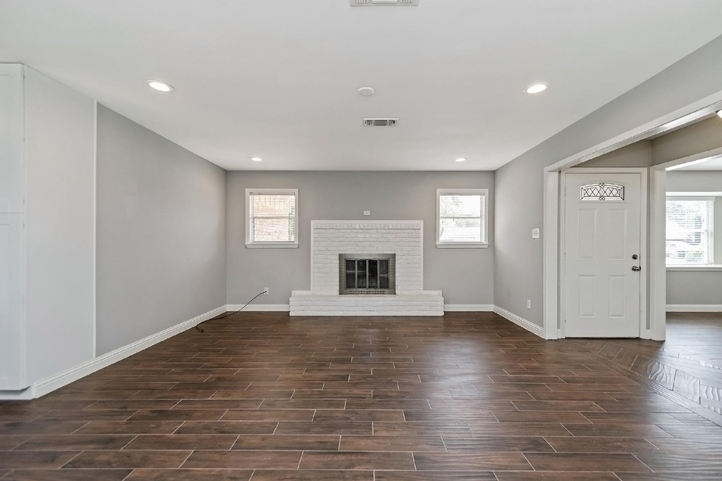 1719 Longhorn Drive - Photo 11