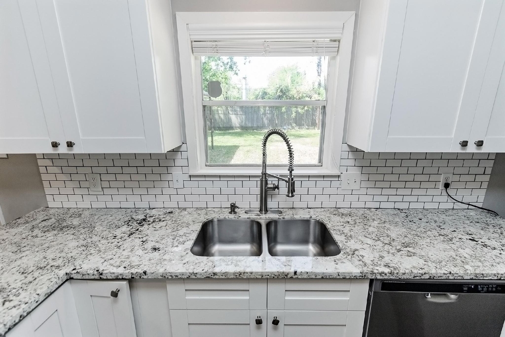 1719 Longhorn Drive - Photo 25
