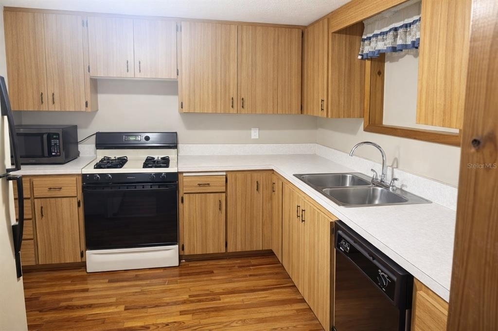 10019 Curley Road - Photo 4