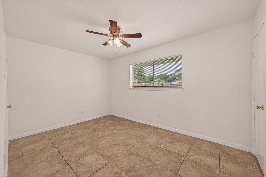 6311 Tall Willow Drive - Photo 28